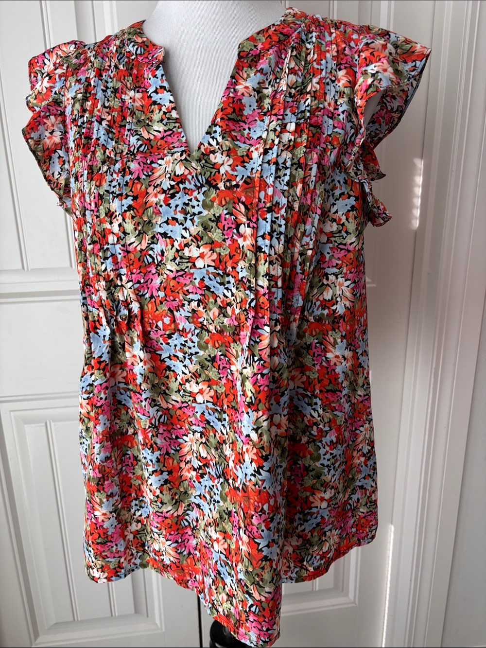 BTFBM 🩷 Floral Pleated V-Neck Flutter Sleeve Blouse - Multicolor